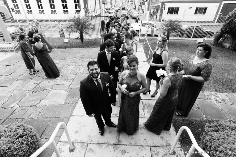 Fernanda e Charles: Fotografia de casamento em Lages (A fila)