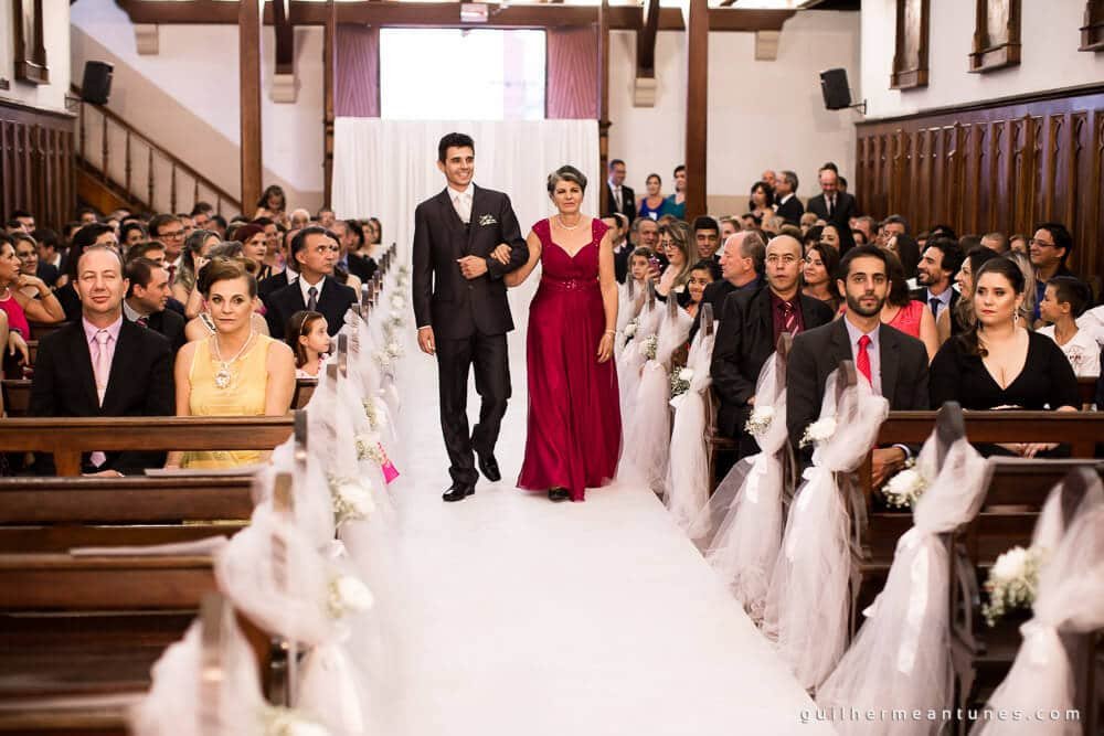 Fernanda e Charles: Fotografia de casamento em Lages (A entrada do noivo)