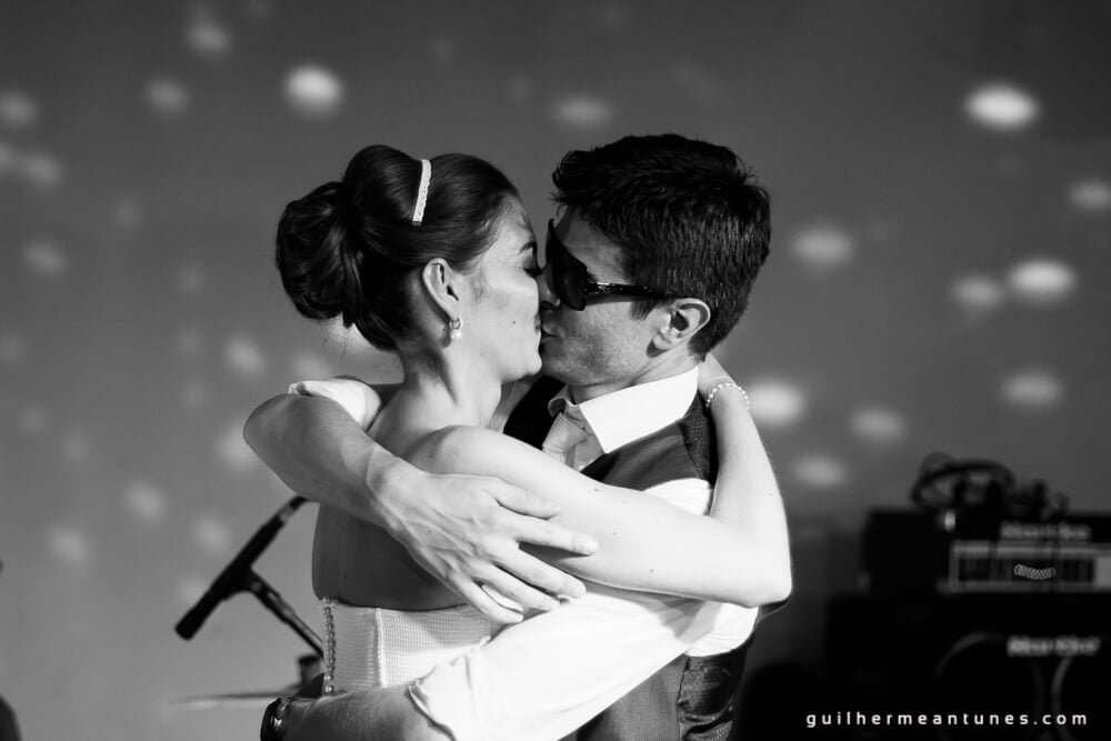 Fernanda e Charles: Fotografia de casamento em Lages (Beijos e festa e beijos)